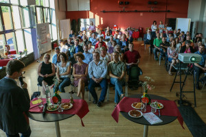 Voller Saal im Thoma-Haus