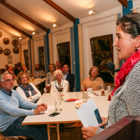 Maria Noichl vor vollem Haus